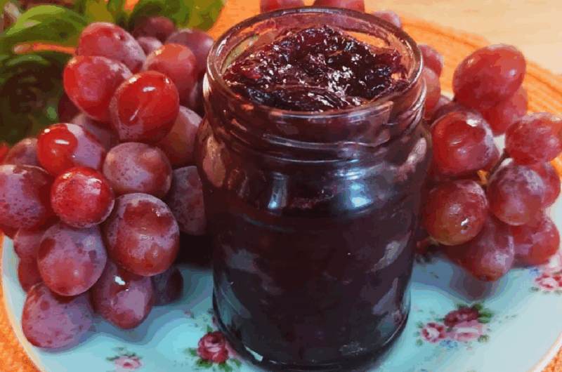 Aprenda a Fazer GELEIA de UVA que Fica DELICIOSA de um Jeito Fácil