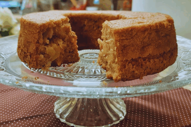 BOLO DE MAÇÃ DE LIQUIDIFICADOR |  Super FÁCIL, Rápido e Fofinho!