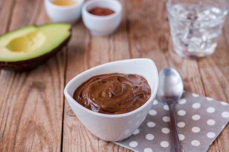 MOUSSE de ABACATE e CACAU