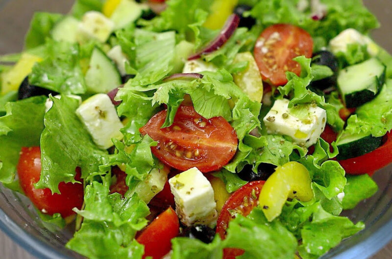 A Mais DELICIOSA SALADA GREGA | Muito SIMPLES e RÁPIDA